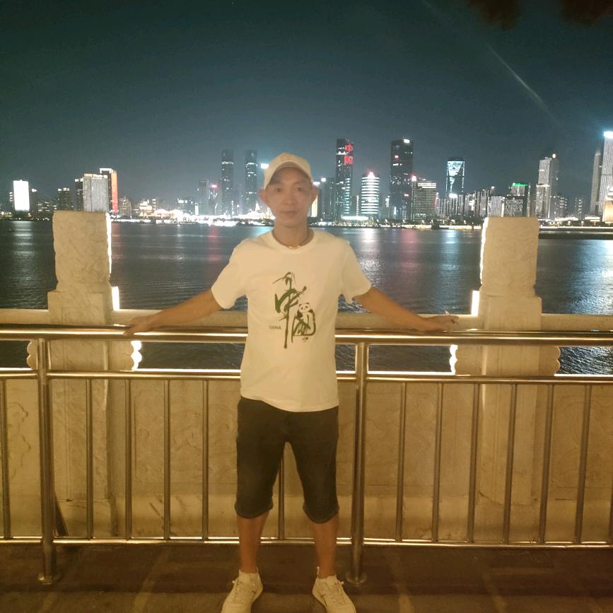 三清山讲解员