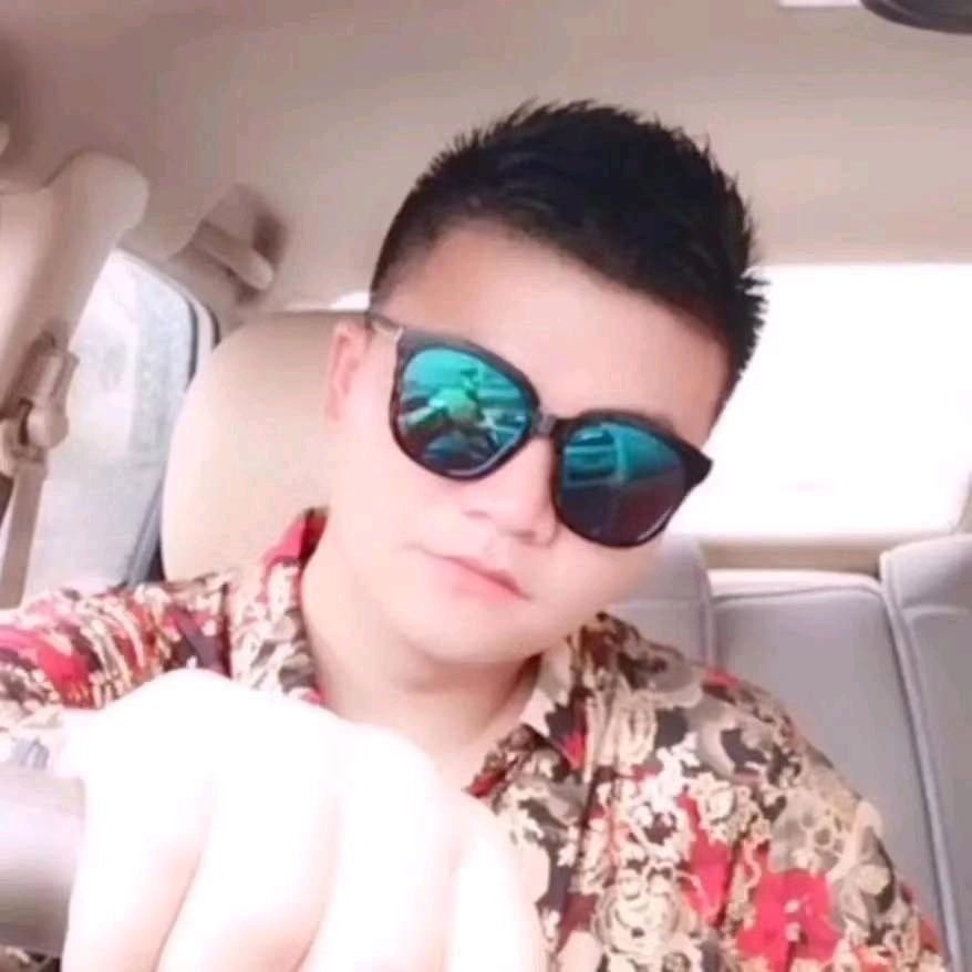 阿贵吃洪城捡香音