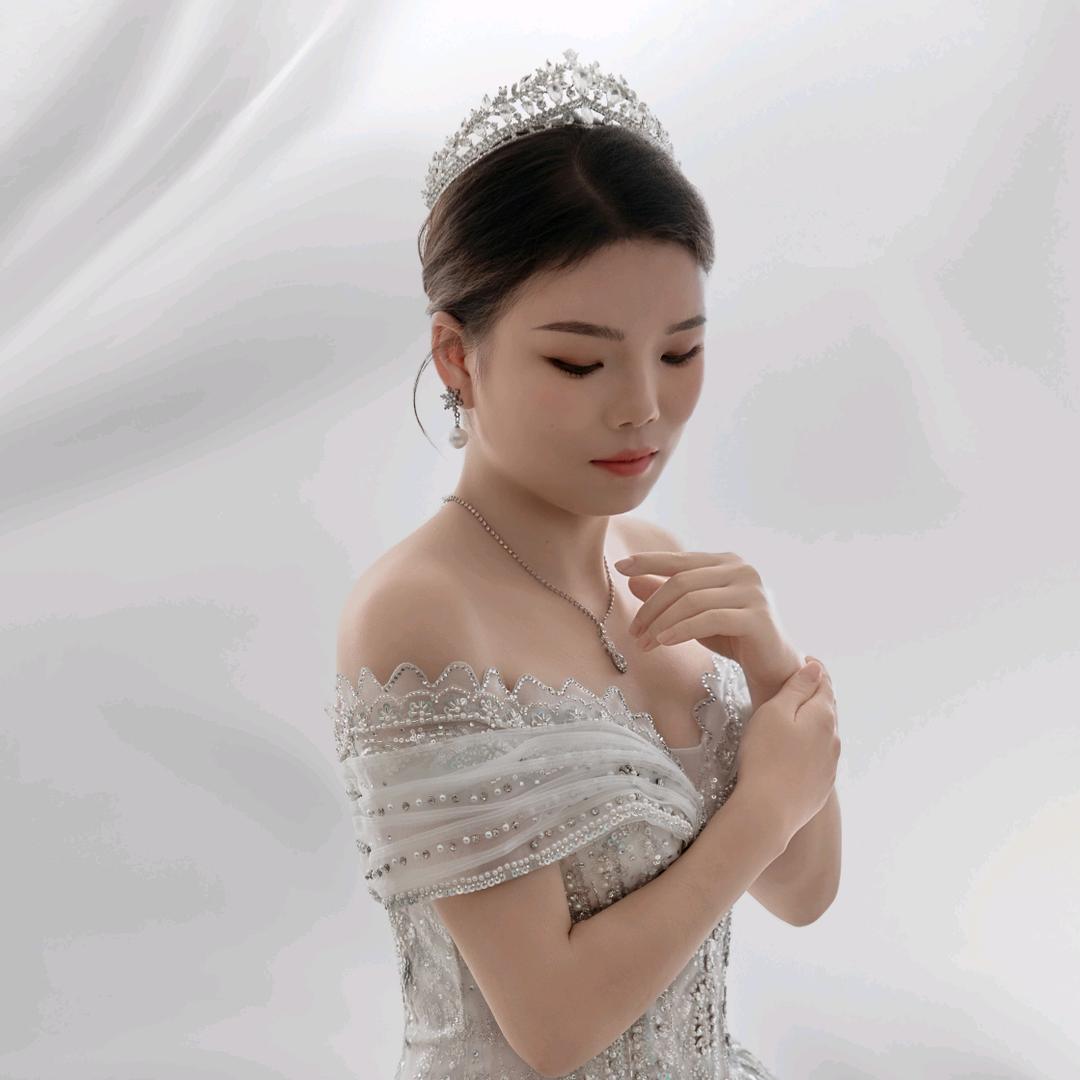 小依靠ฅ˃ᵕ˂ฅ