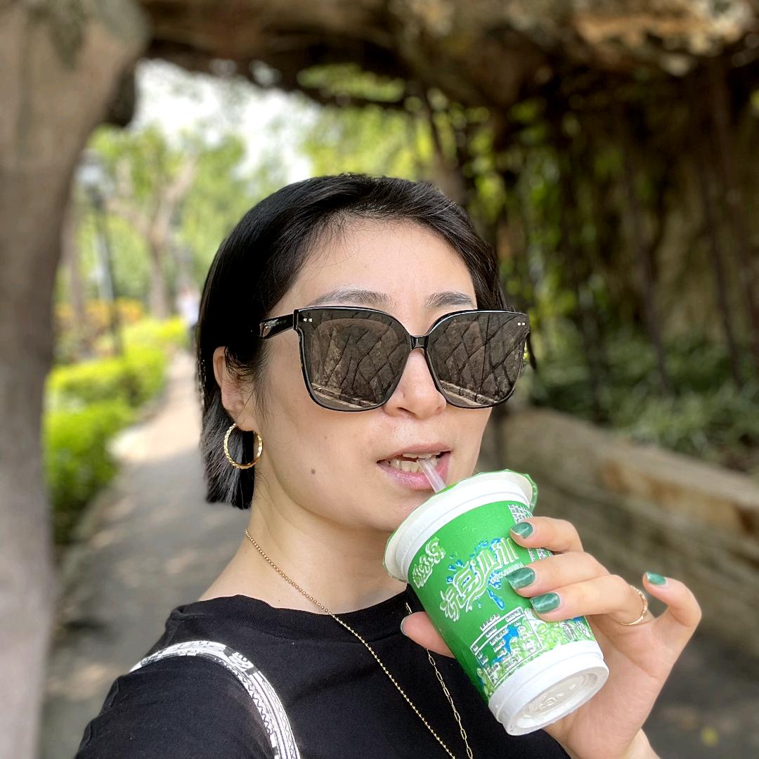 岳蓁仙界的小杏仁