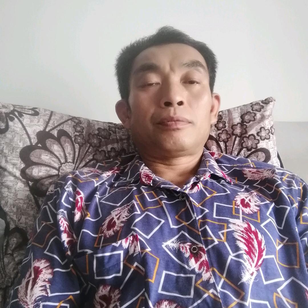 窗外的雨，