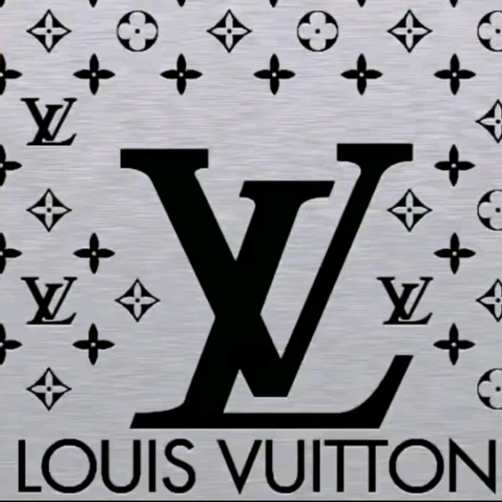 ℳ