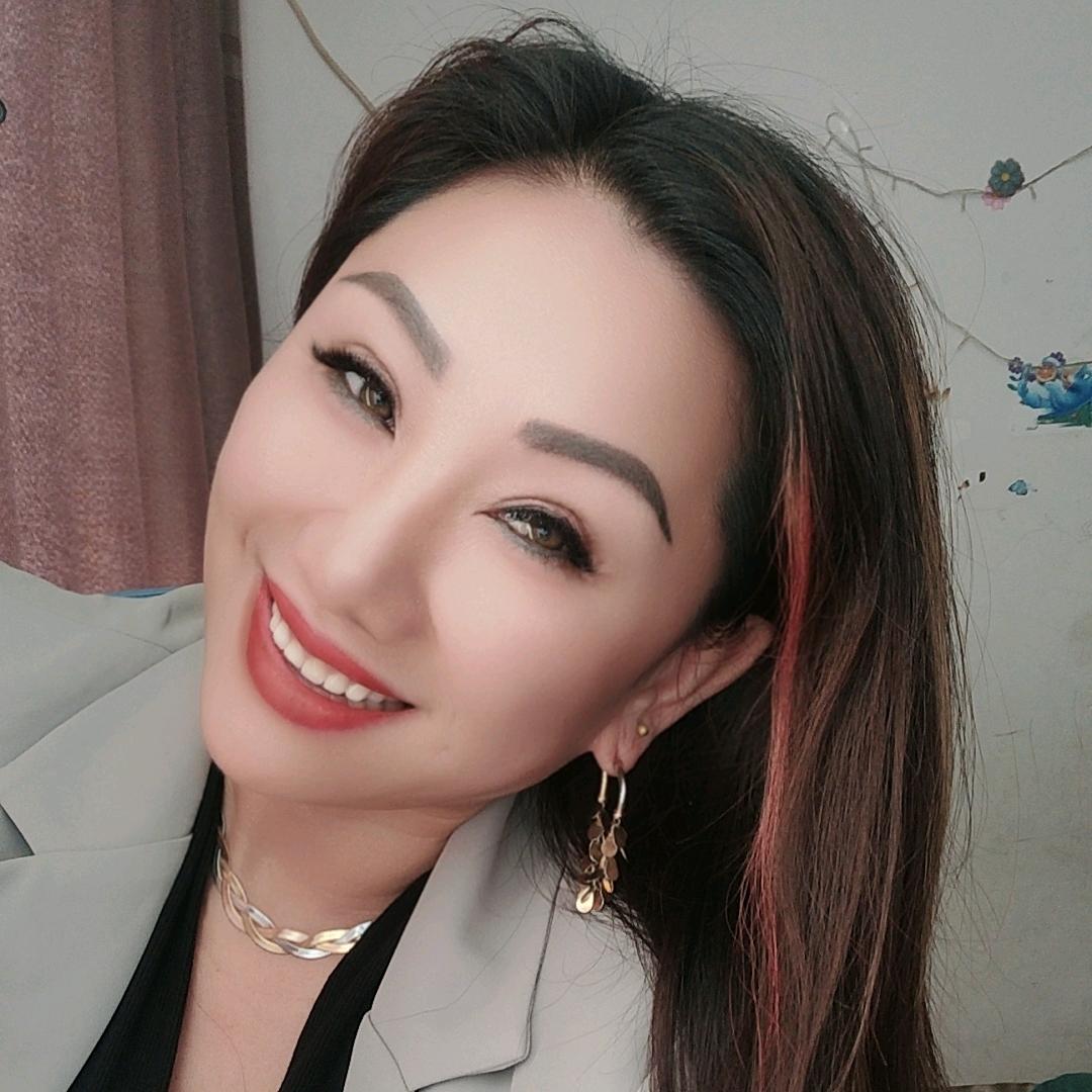 王霞,888等个不离不弃的人