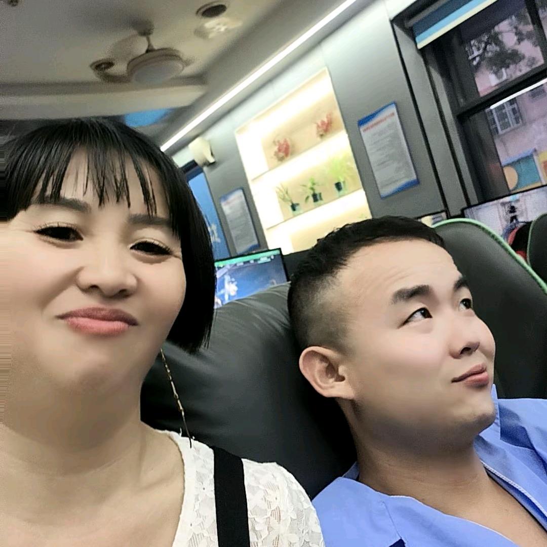 吴坚强