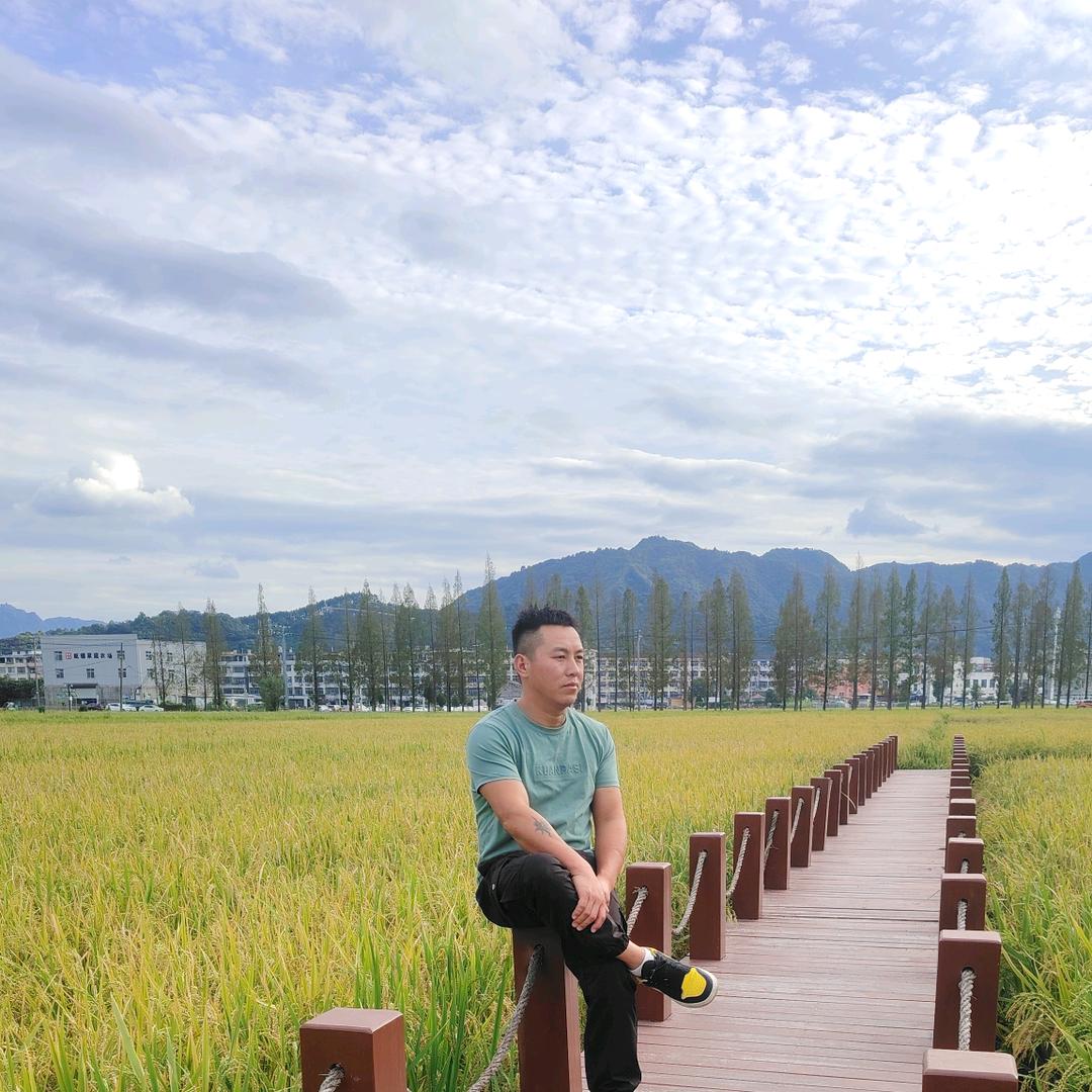 农村，，小欢哥