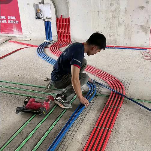 郑州水电工老陈
