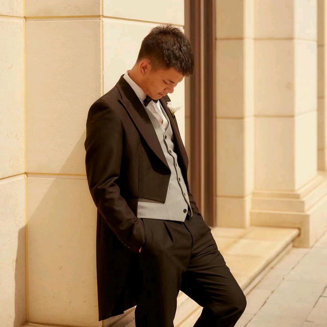 秦 - 天 - 柱 👊