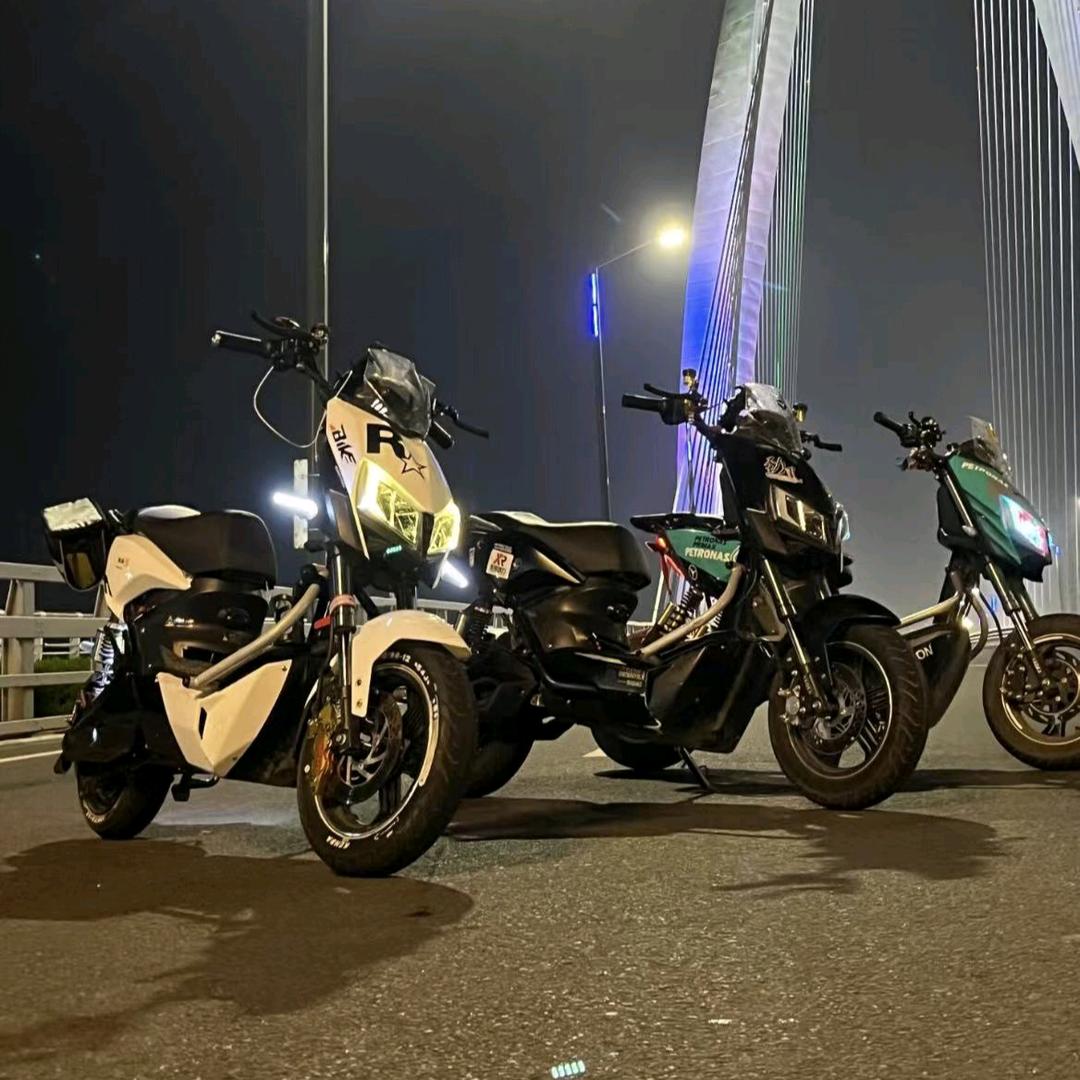 小航./