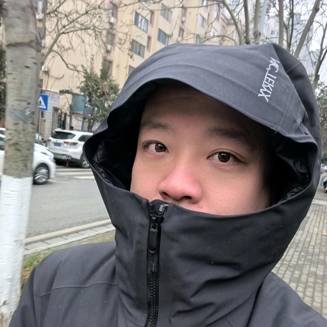 輕舟已過萬重山