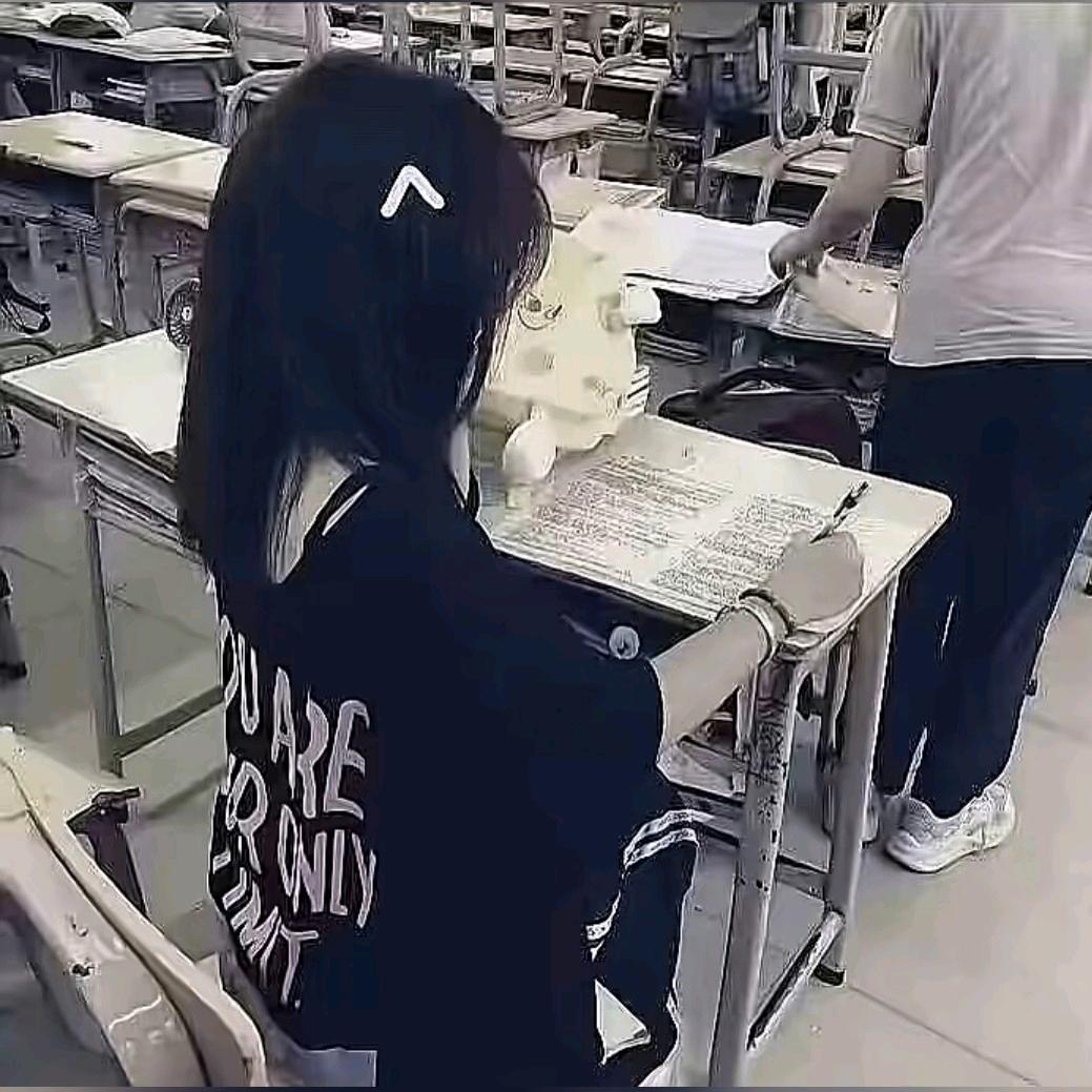 dgcaytxwhszg