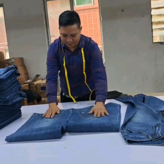 广州军哥女装牛仔裤源头工厂