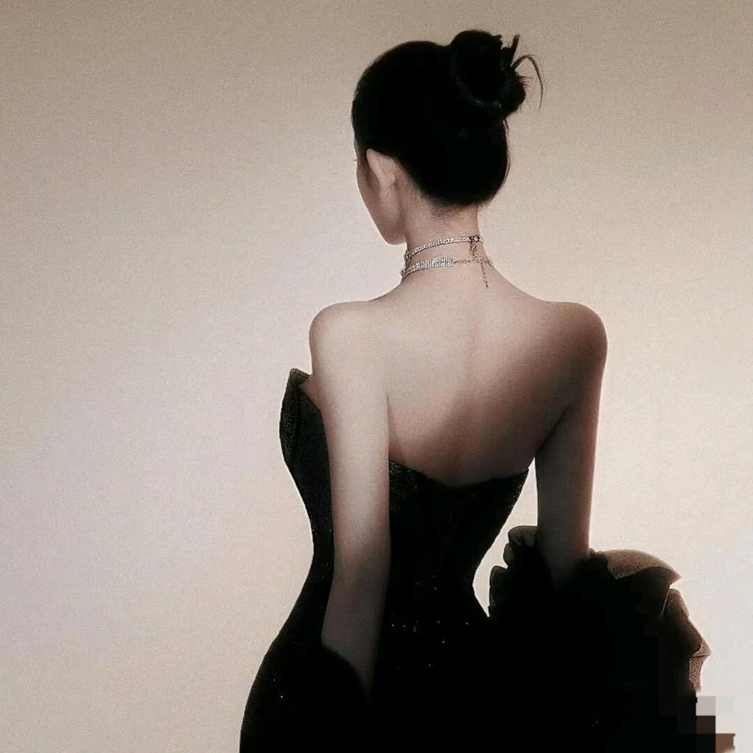 辣比小新