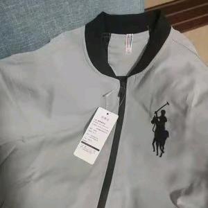 凯轩服装批发店