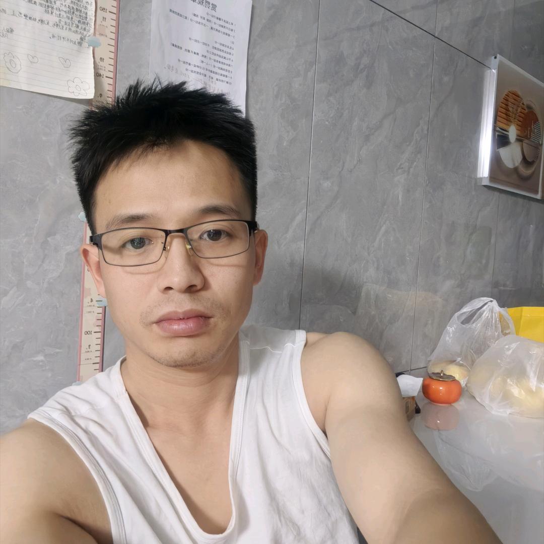 《大师兄》谢建兵