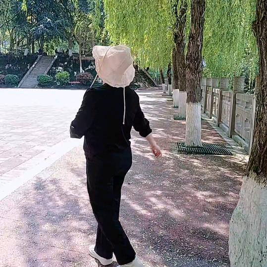 怎么开心怎么过