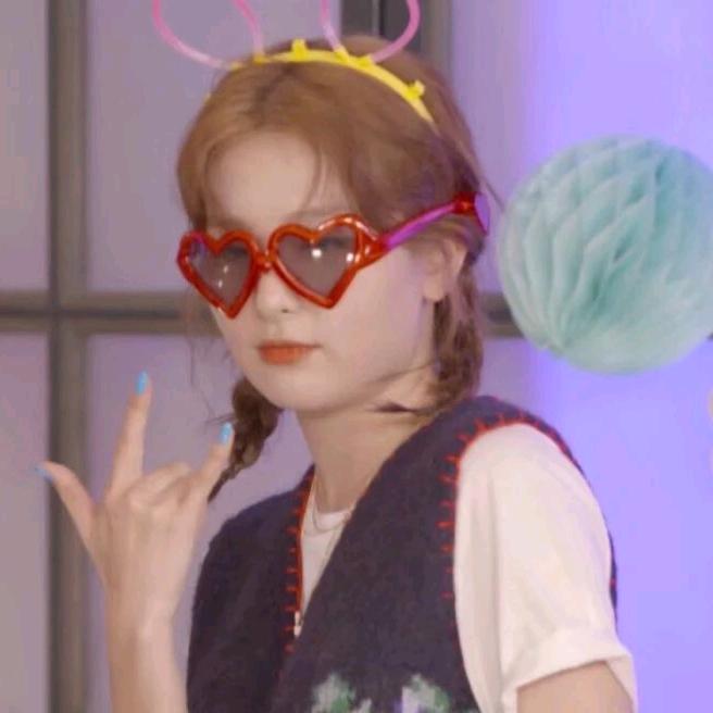 YaYa👻