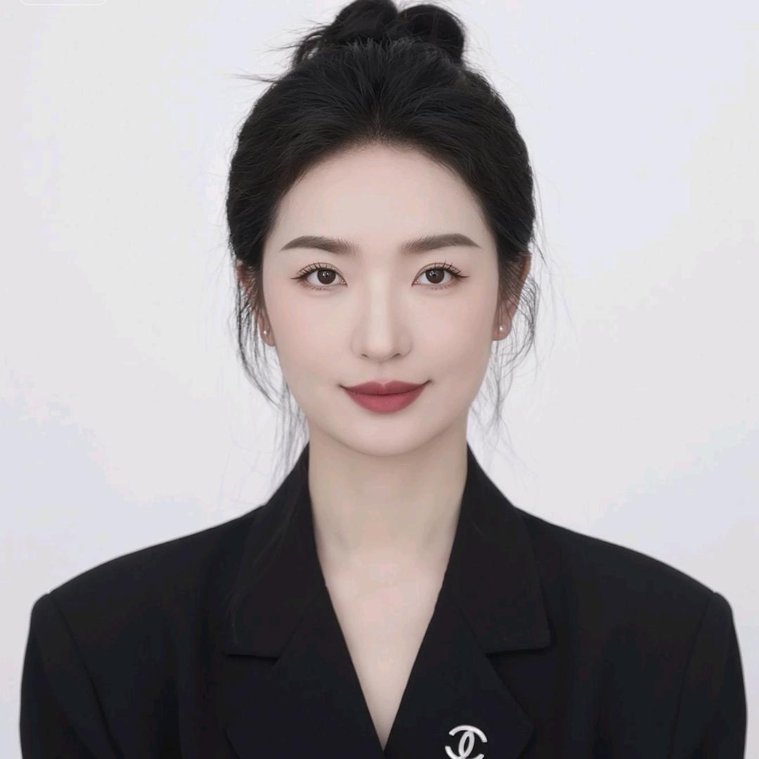 芒果🥭妈妈（摆摊卖不脱妆粉底液）招代理