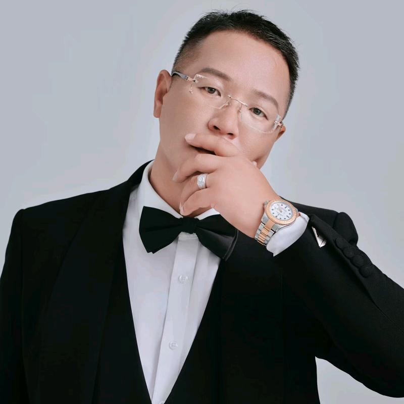 戴三