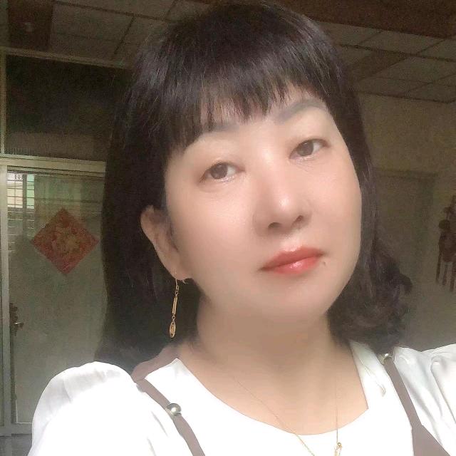 华姐潮流精品小铺