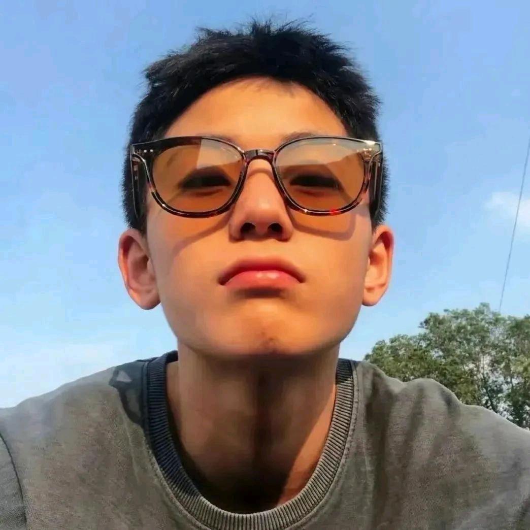 陌生的无奈🏸