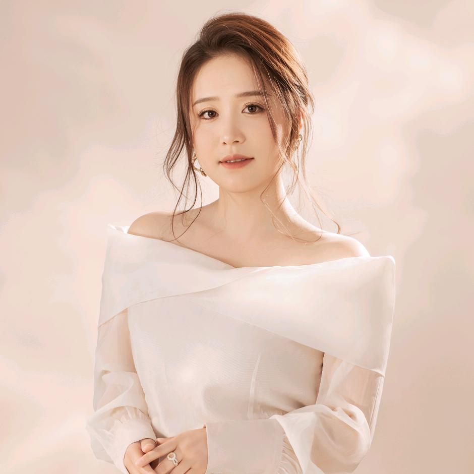 银川做婚纱摄影的红姐