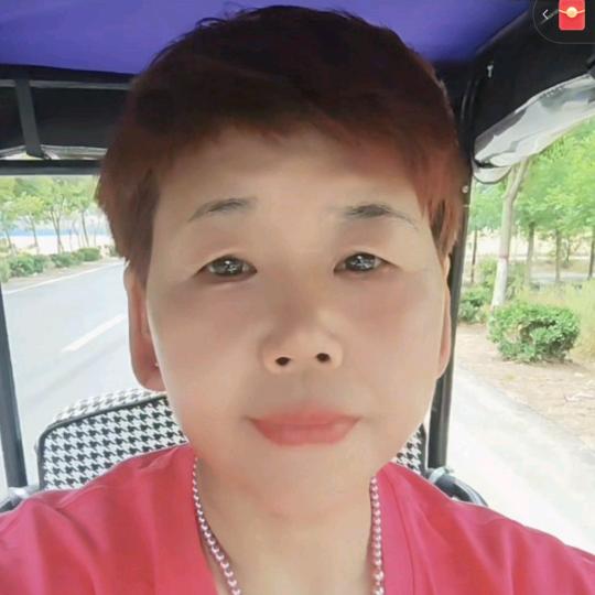 南阳尚彩云保洁员