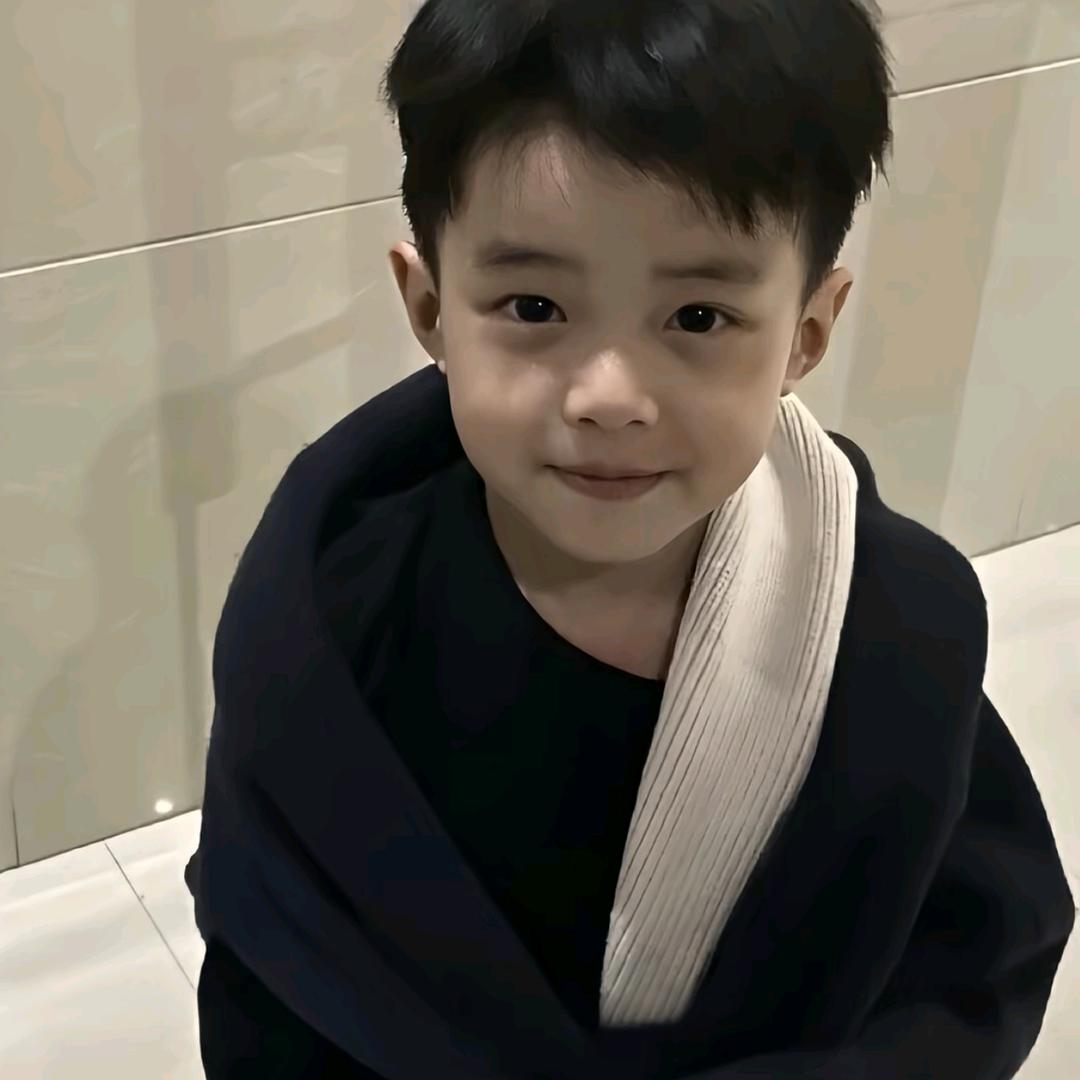 M小生