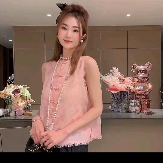 yiyi吖《直播精选》