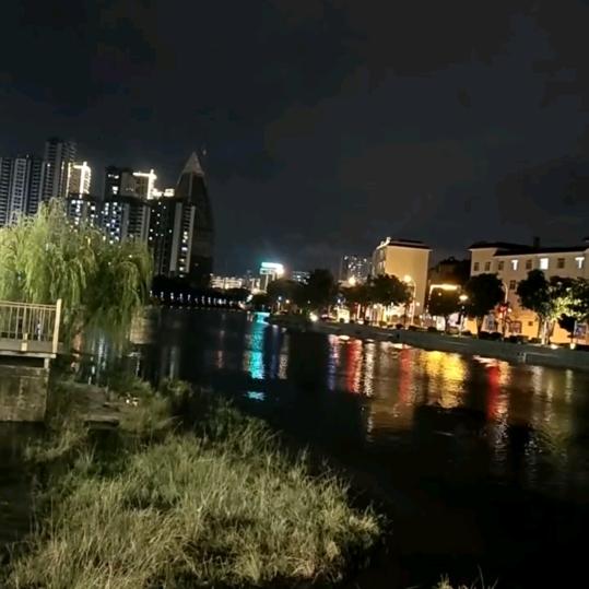 梅“昊”恸