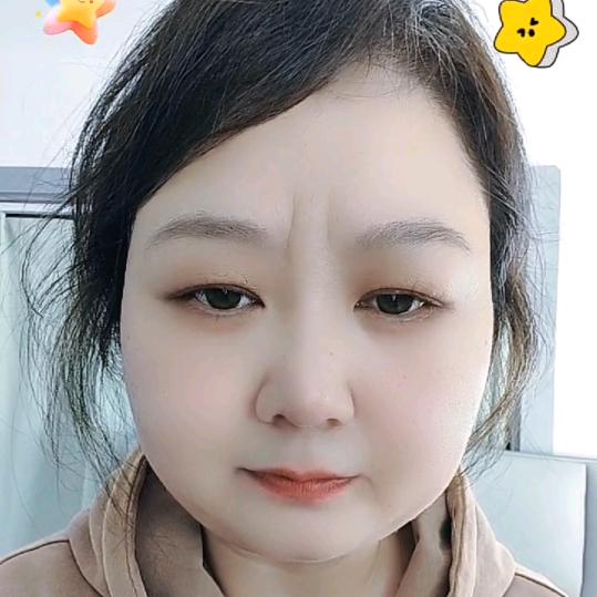 张彩吓
