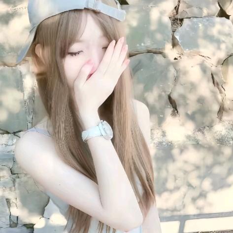 璃.🉐小助理.祁芊宅
