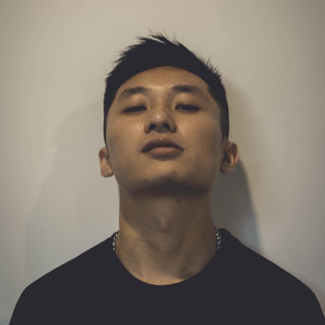 我 是 张广豪
