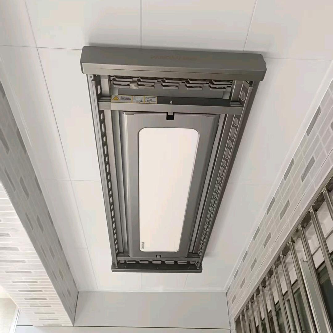 唐红（盼盼晾衣架）