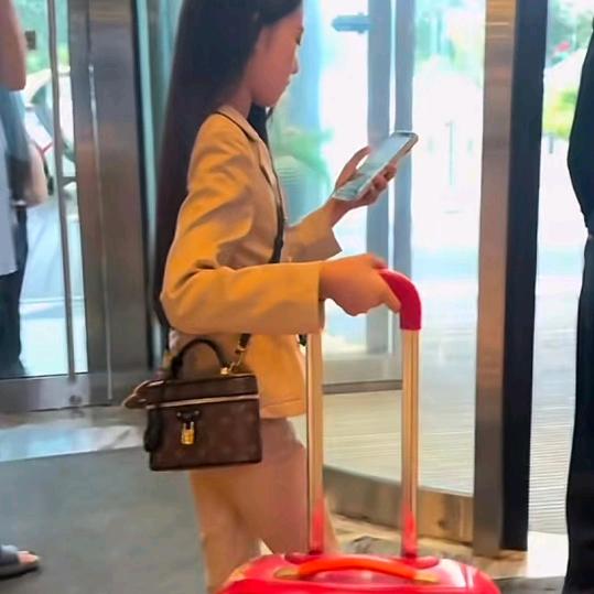 彤宝小财迷