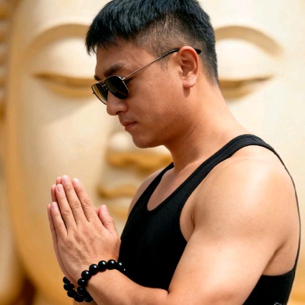 运筹帷幄，决战千里之外。。。。