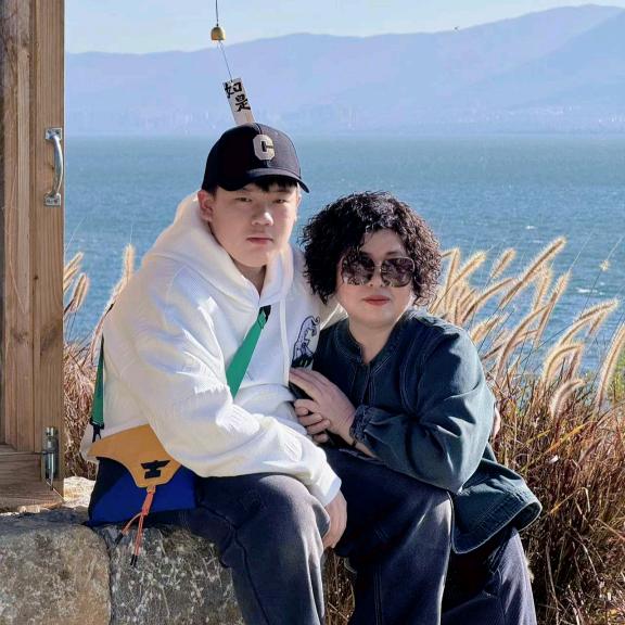 🌸小小王&大林林🌸