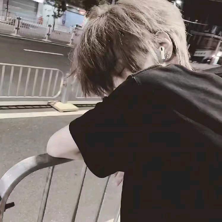 小烨不会打游戏