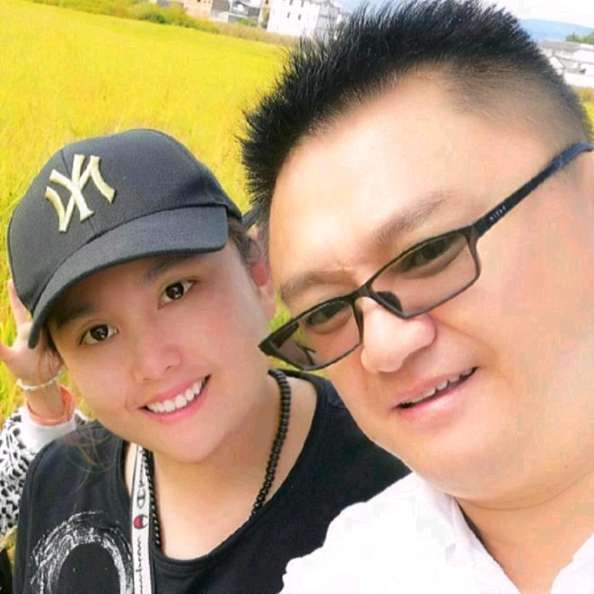 阿荣夫人