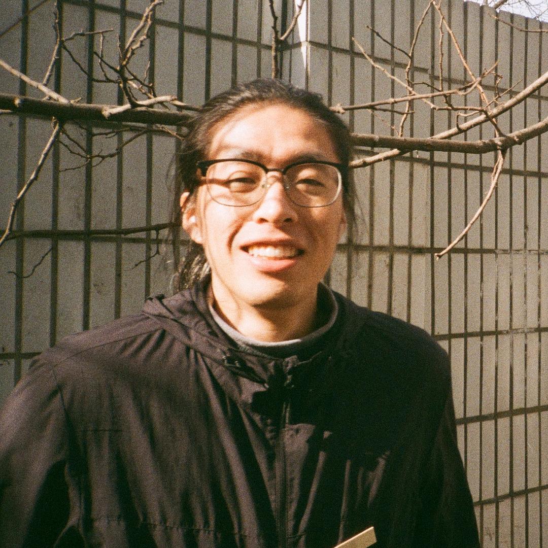 阿沧（徒步中）