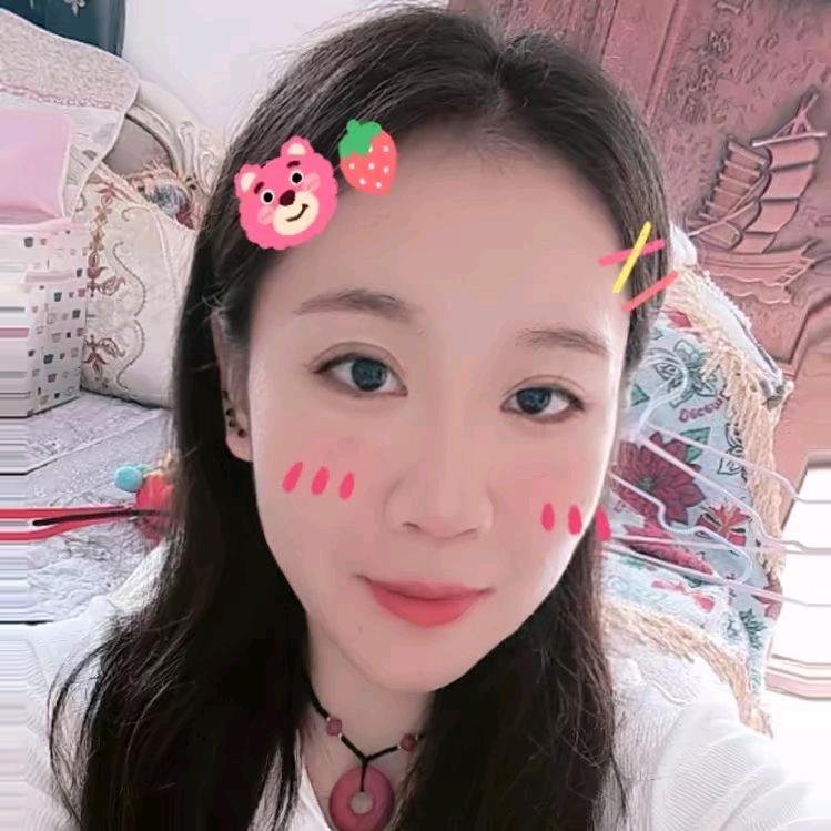 莉莉吖