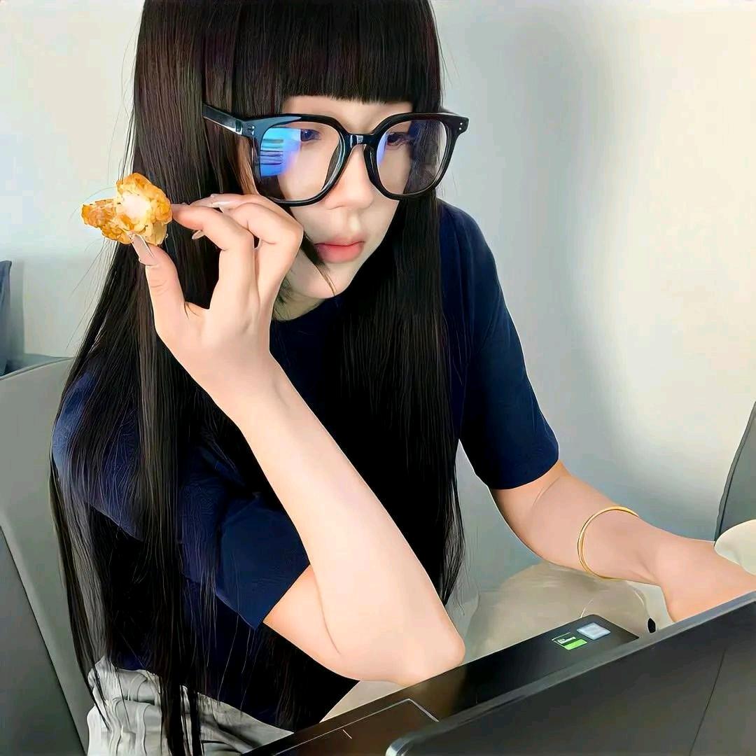 月