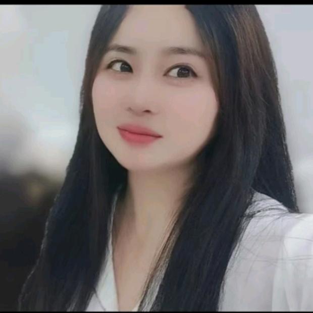 肖 丽
