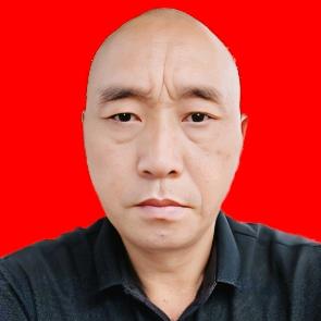 圆梦驾校光头教练