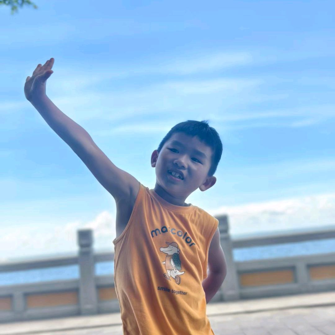 汇川区壹加壹汽修黄杰