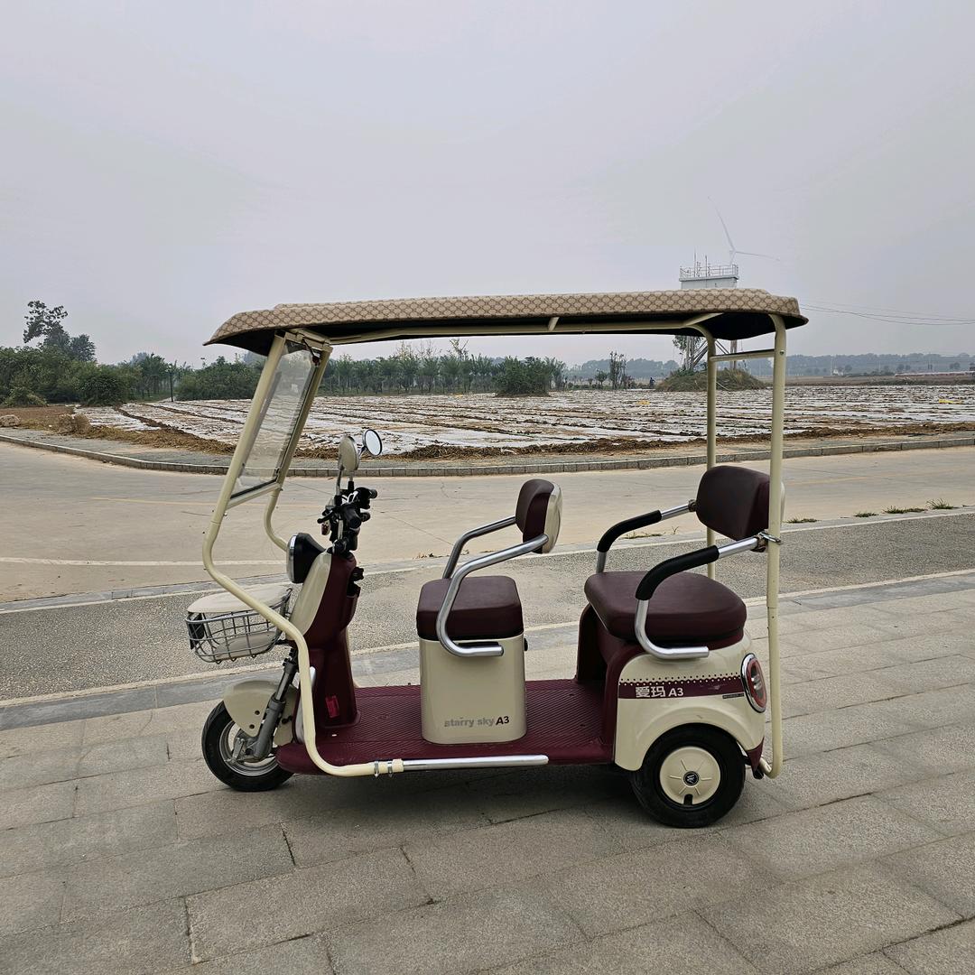 电动三轮车车棚