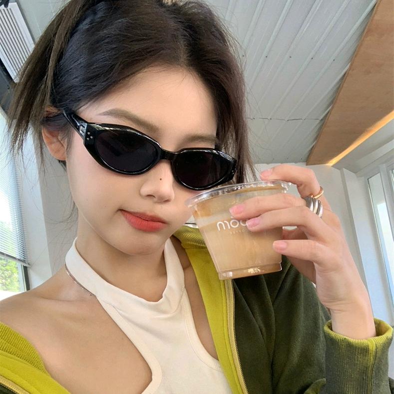 英瑛
