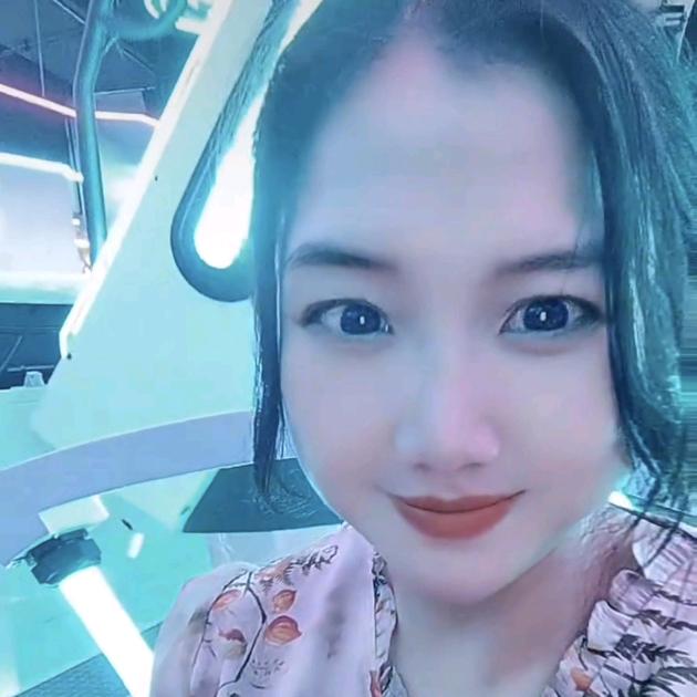 浪漫-.-香香