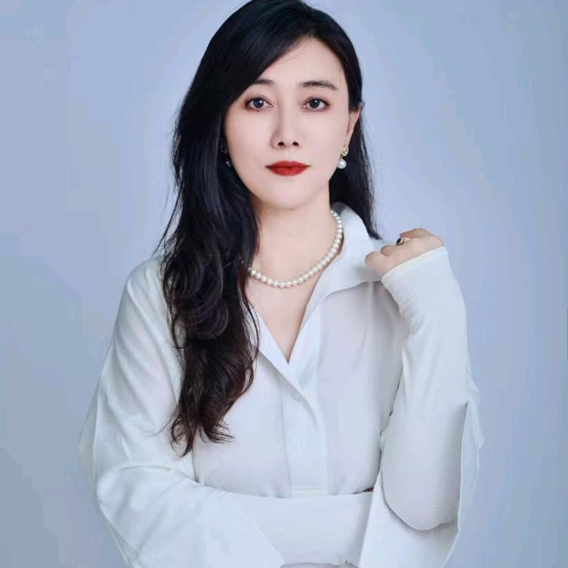 杨子老师面部变年轻