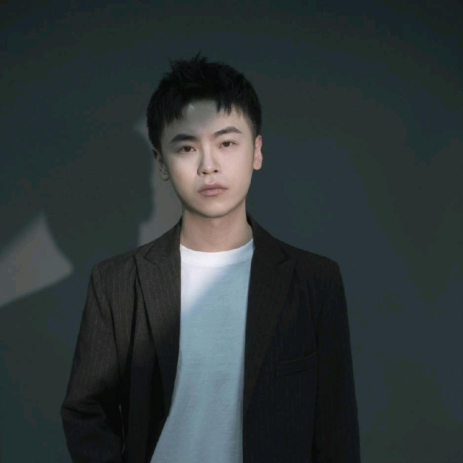 全案设计师丨阿政