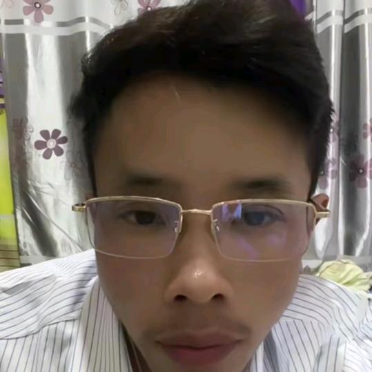 宇   诚